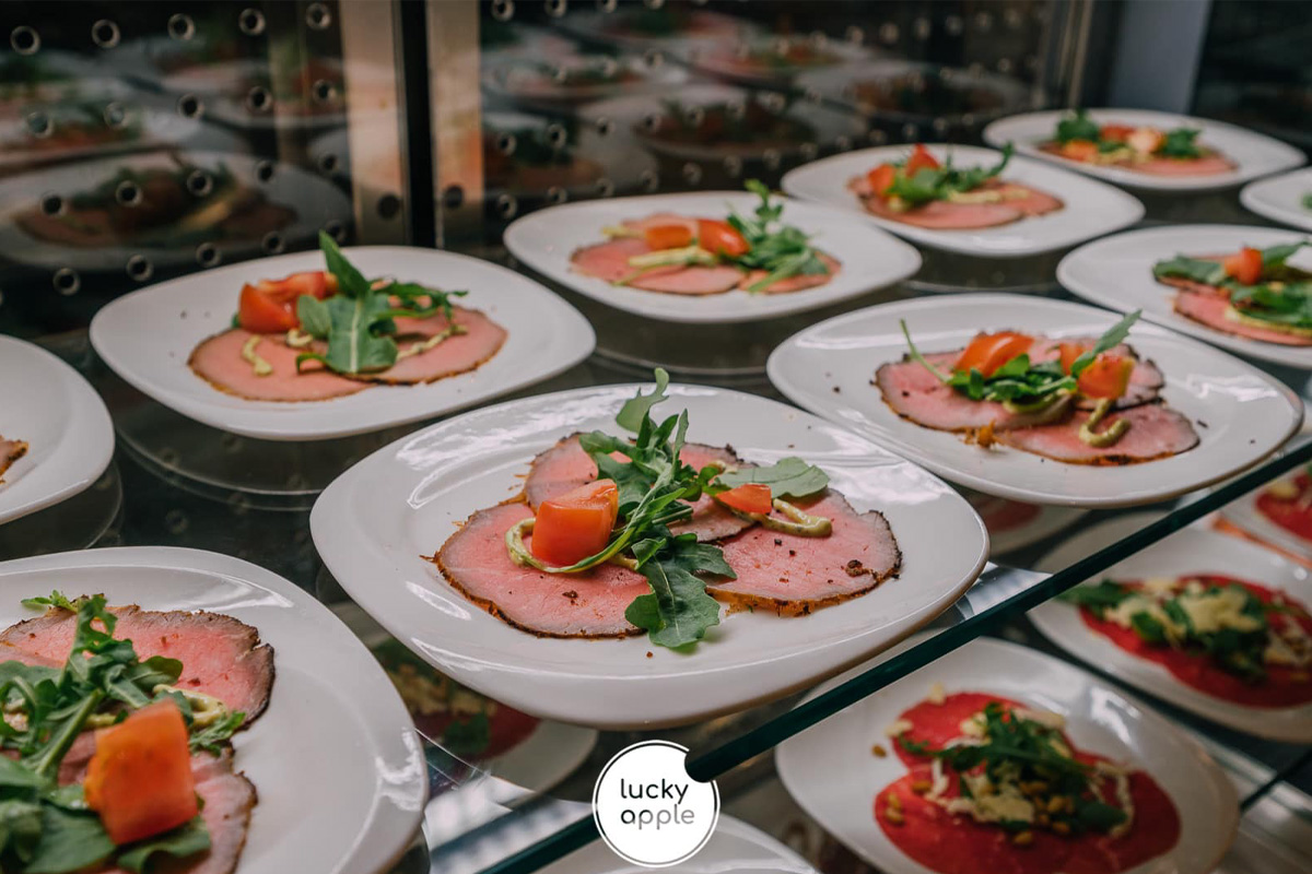 All you can eat & drink bij Lucky Apple