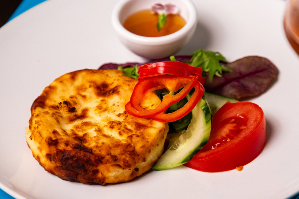 All you can eat Griekse tapas + broodmand bij Restaurant Mykonos