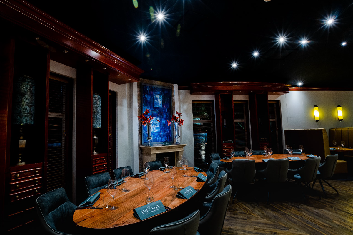 Onbeperkt genieten van culinaire gerechten bij Restaurant Infinity