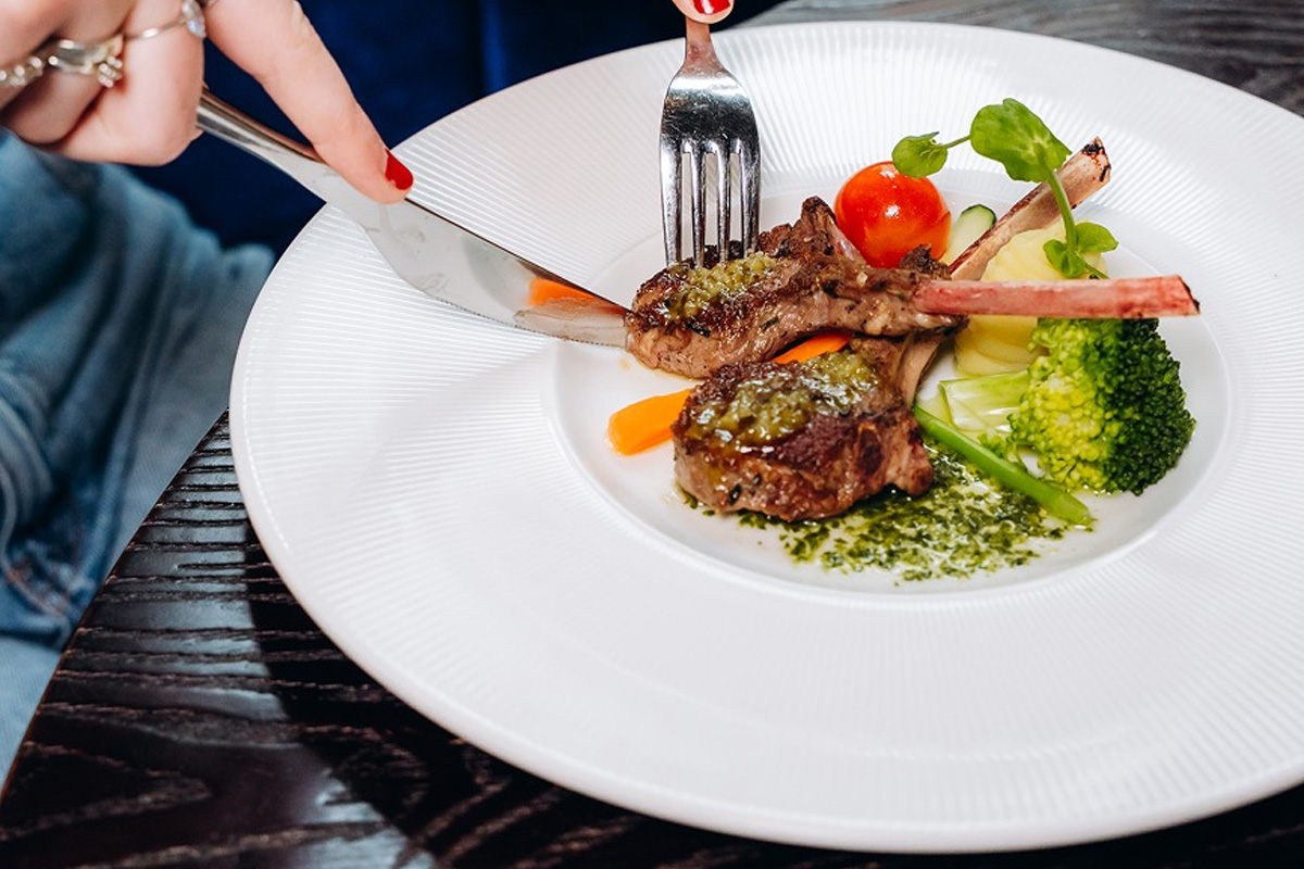 Onbeperkt dineren bij Restaurant MIDO in Hilversum