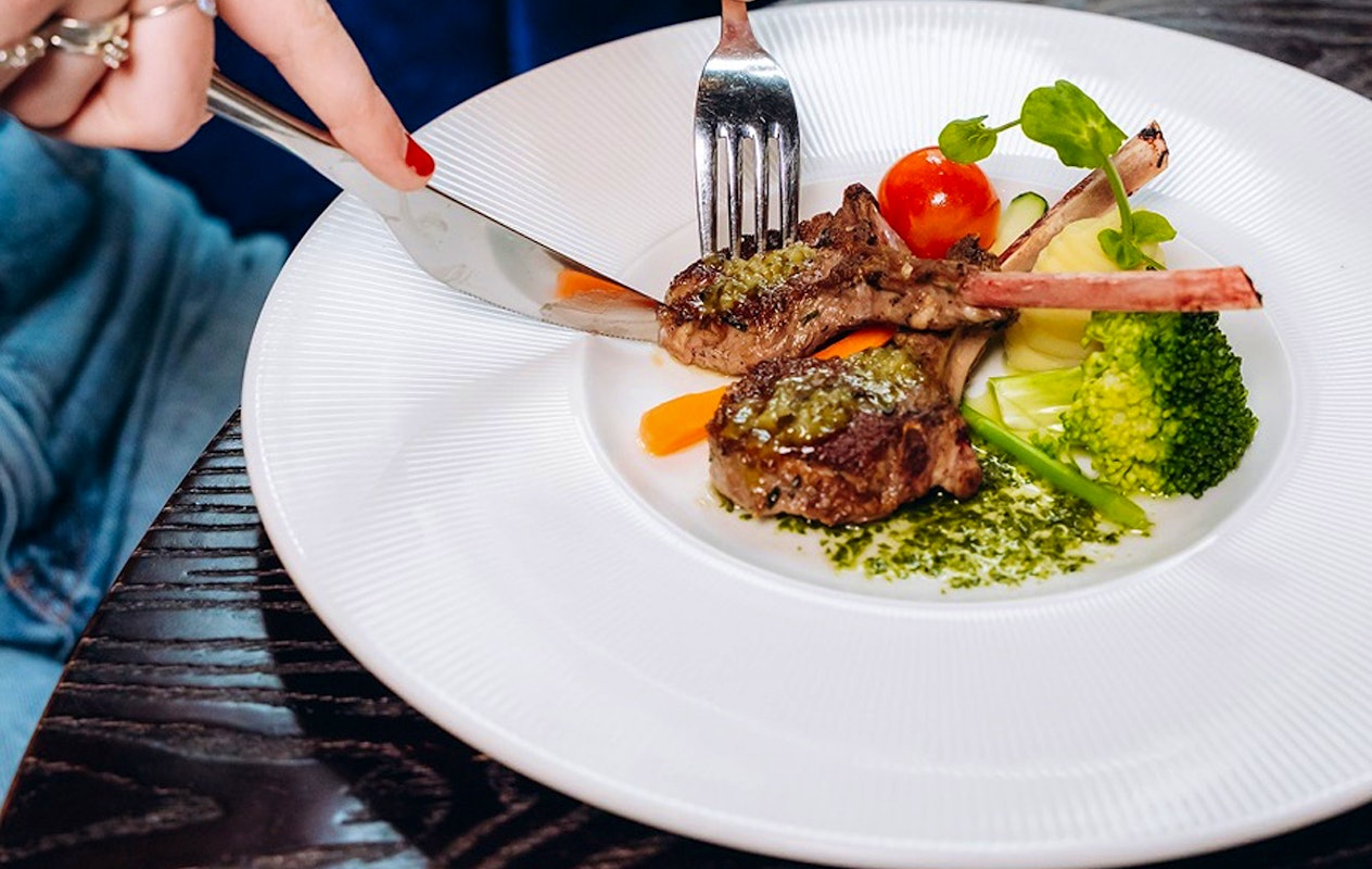 Onbeperkt dineren bij Restaurant MIDO in Hilversum