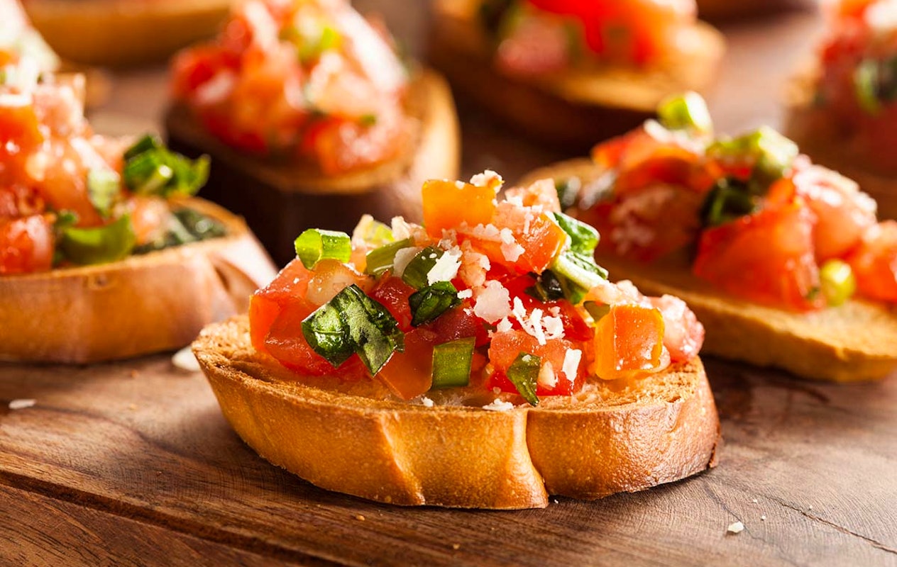 All you can eat tapas - grill - steaks bij Restaurant Ramblas Arnhem
