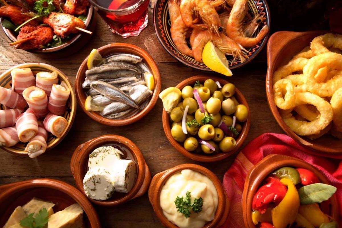 All you can eat tapas - grill - steaks bij Restaurant Ramblas Arnhem