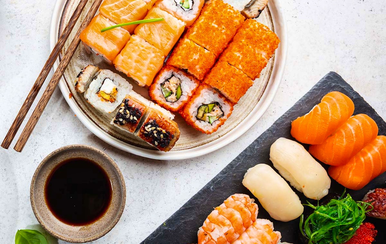 All you can eat & drink bij Woensel Wereldkeukens (3 uur)