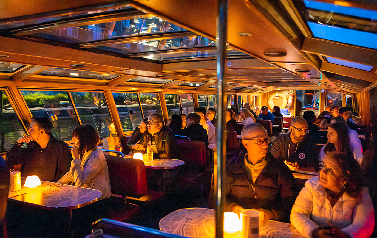 Rondvaart Amsterdam Light Festival + evt. snackbox (90 min)