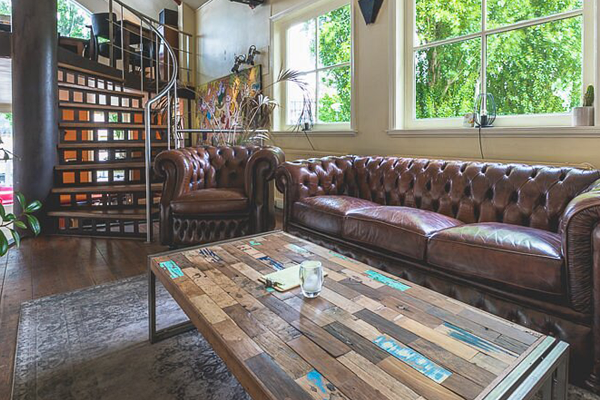 Aspergediner met bijgerechten bij Boulevard Café