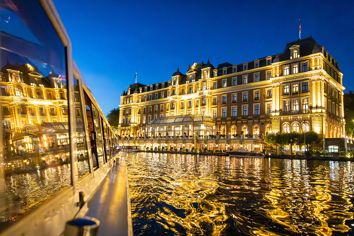 Avond rondvaart Amsterdam (90 min) + evt. snackbox + frisdrank