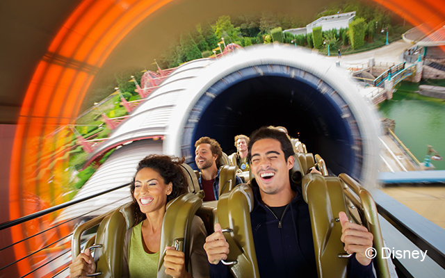 Beleef een magische dag in Disneyland® Paris, inclusief vervoer!