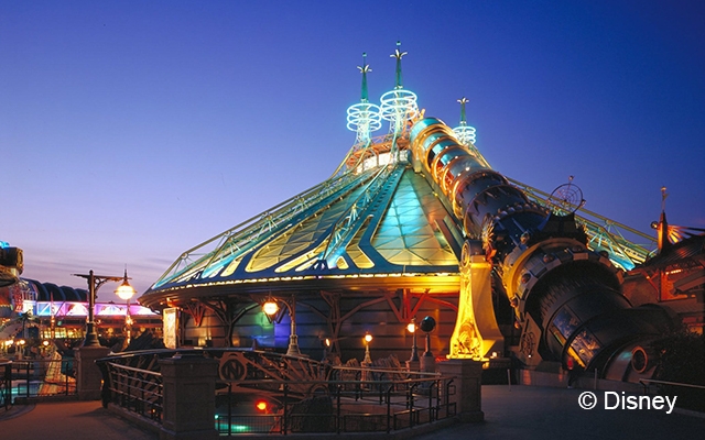 Beleef een magische dag in Disneyland® Paris, inclusief vervoer!