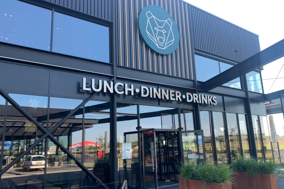 Tomahawk steak (1kg) bij De Beren Hoorn