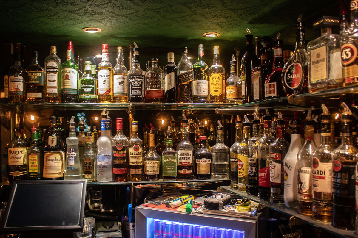 Bierproeverij + bittergarnituur bij Irish Pub The Dubliner