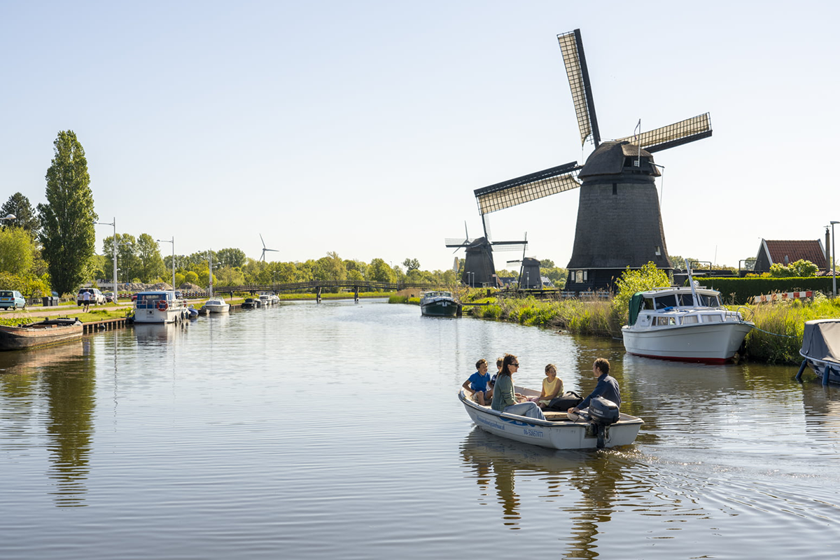 Huur een boot voor 3 uur lang in Alkmaar