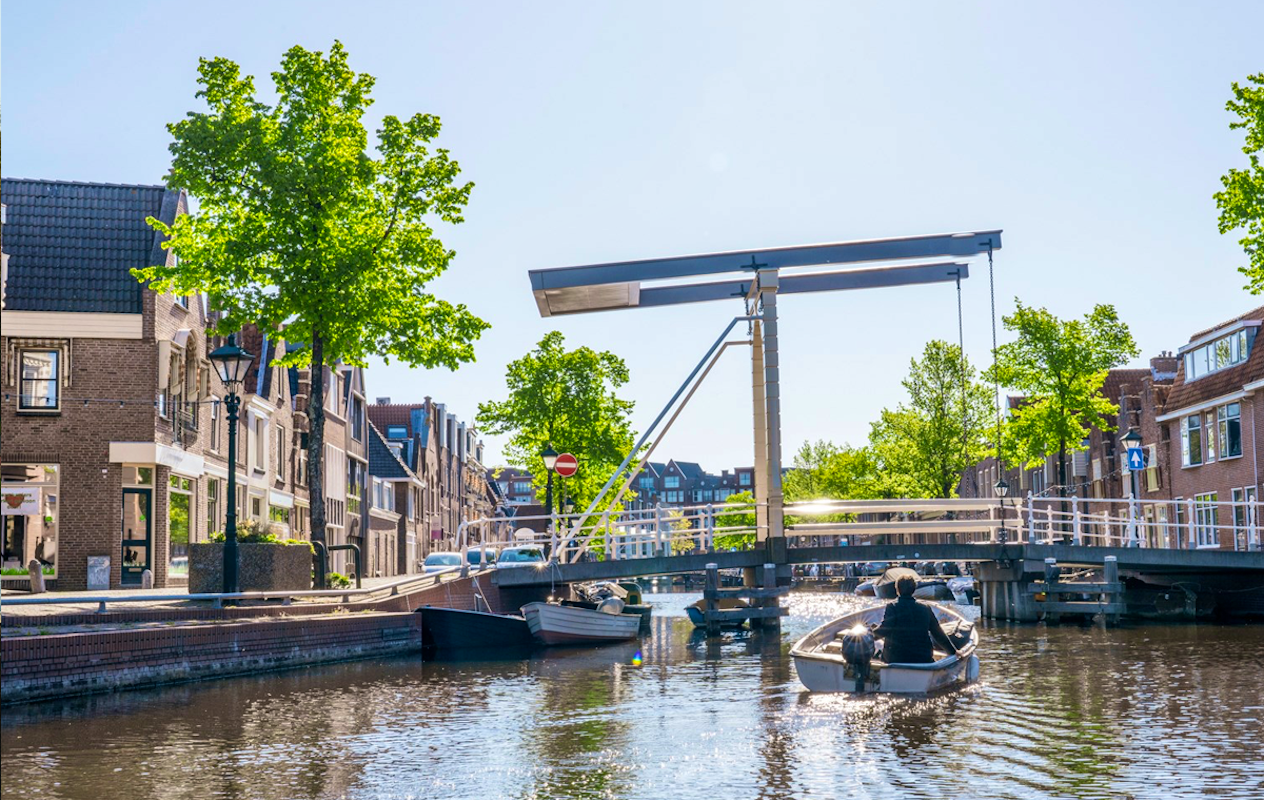 Huur een boot bij Alkmaarse Bootjes Verhuur (3 uur)