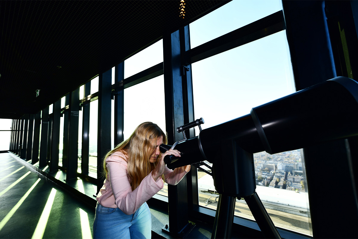 Borrelarrangement op grote hoogte bij CELEST
