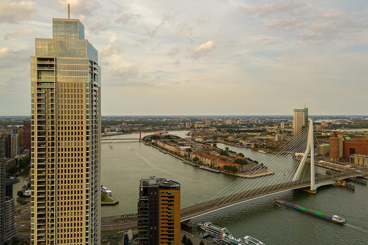 Borrelarrangement op grote hoogte bij CELEST