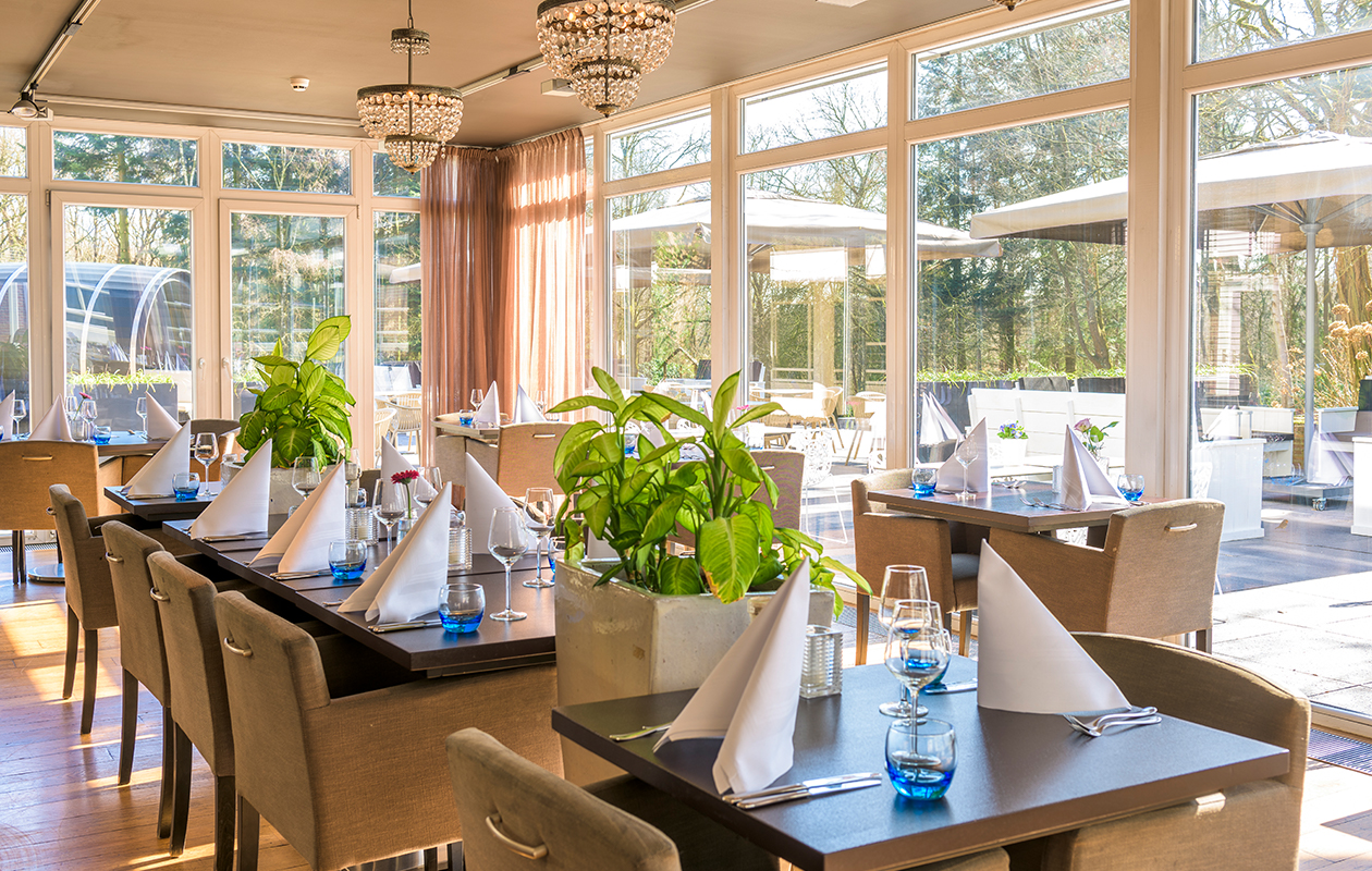 Borrelkaart geldig voor 2 personen bij een Fletcher Hotel naar keuze!