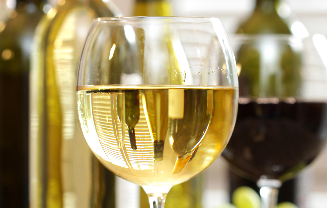 Borrelkaart geldig voor 2 personen bij een Fletcher Hotel naar keuze!