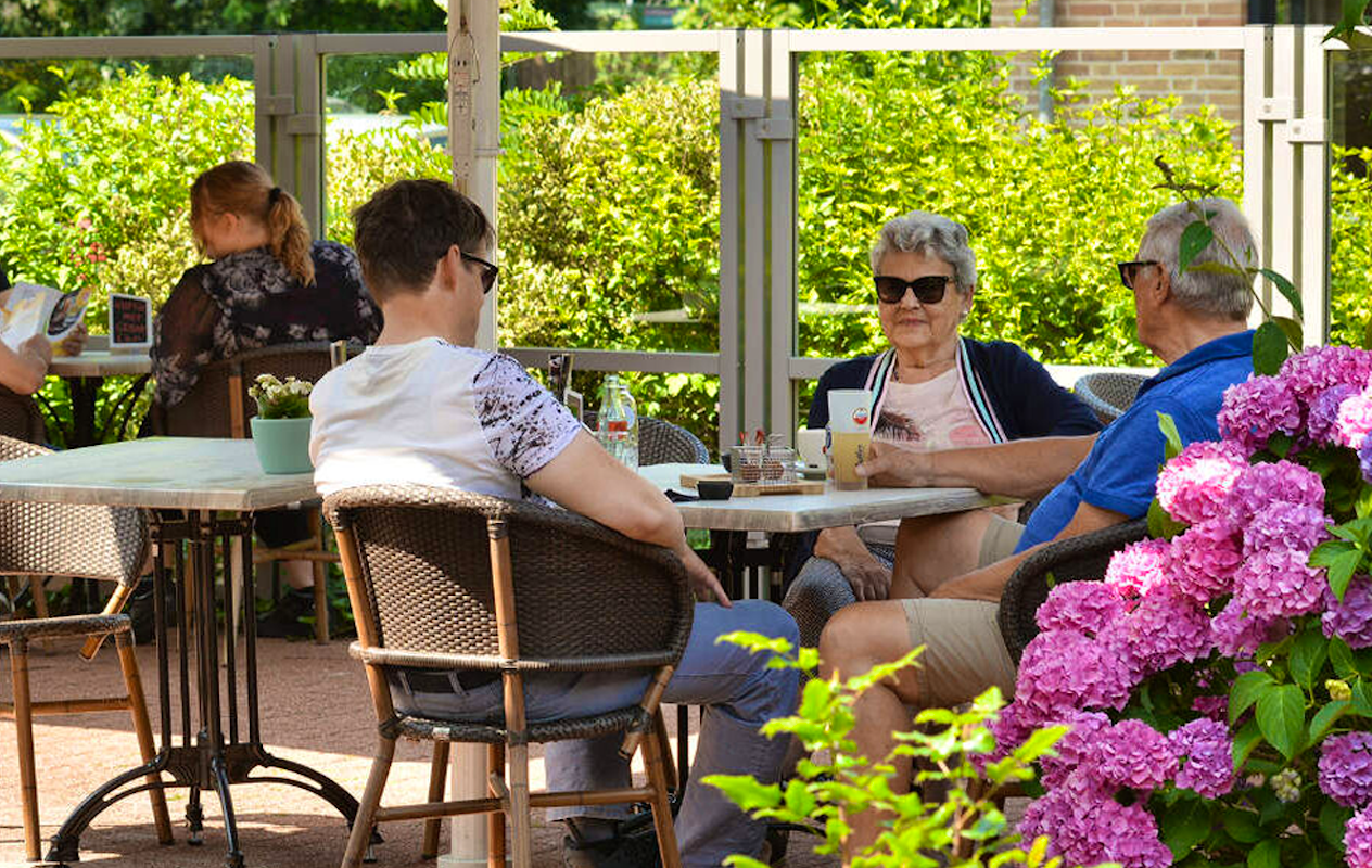 1 uur bowlen + eventueel hoofdgerecht bij Recreatiepark Familyland