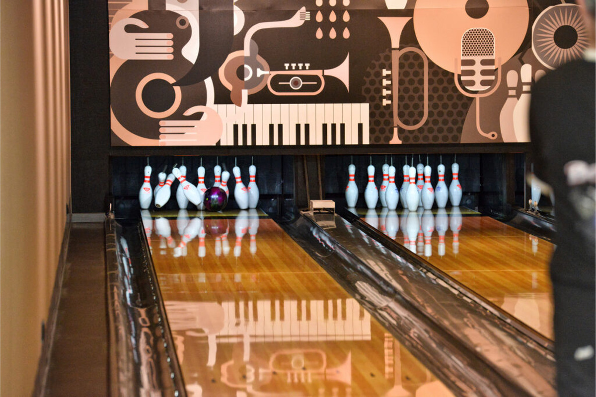 1 uur bowlen + eventueel hoofdgerecht bij Recreatiepark Familyland