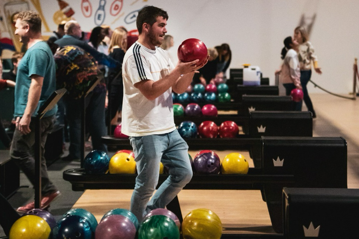 Bowlen + menu bij Burney's