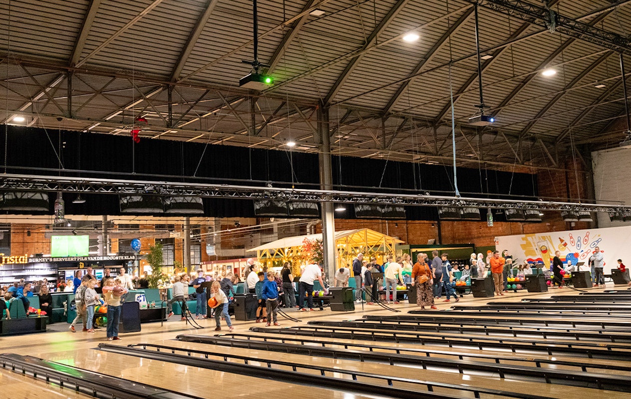 Bowlen + menu bij Burney's