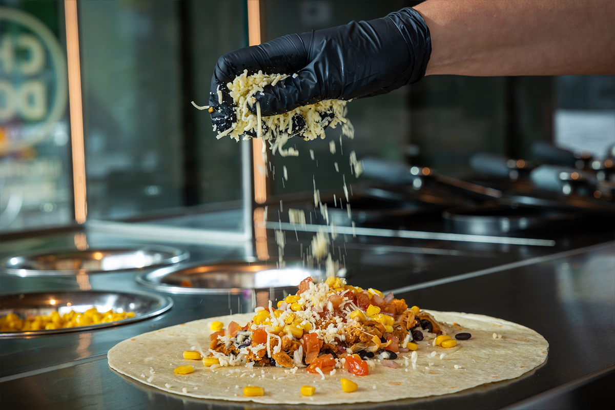 Build your own burrito of bowl + drankje bij Chidóz