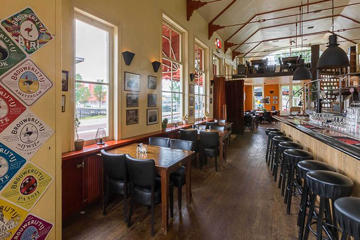 Luxe burger of saté naar keuze bij Boulevard Café