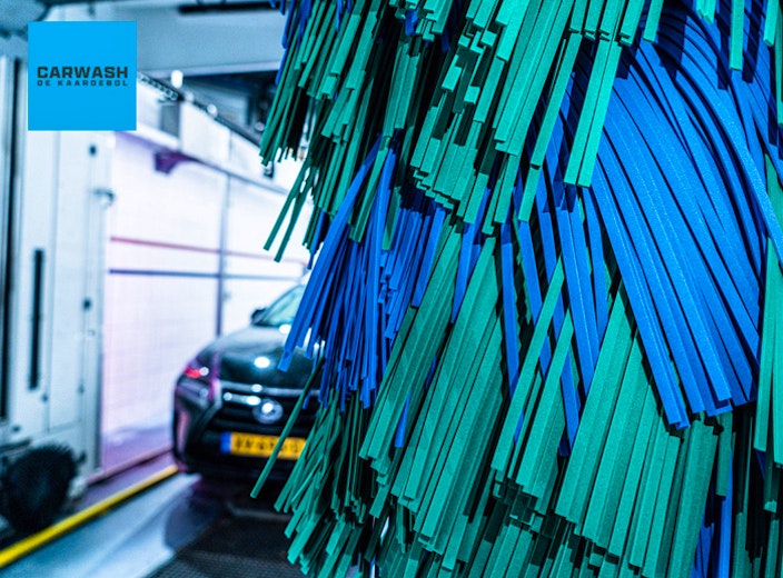 Wasbeurt bij Carwash de Kaardebol