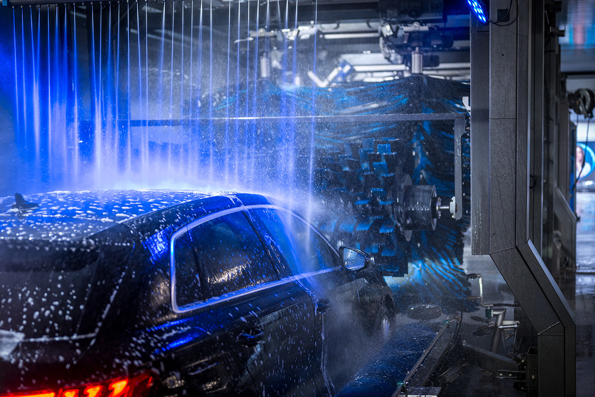 Wasbeurt bij Carwash&Go Hilversum