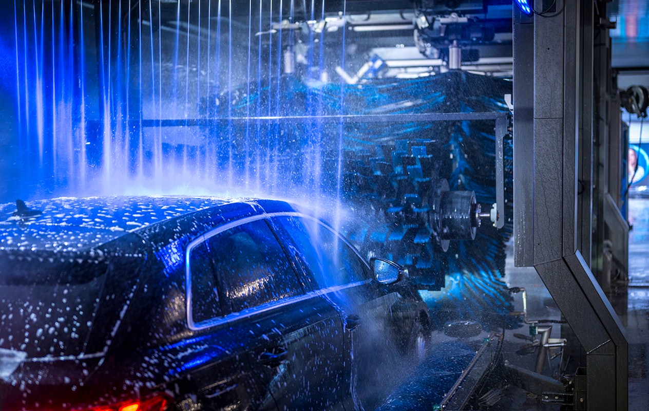 Wasbeurt bij Carwash&Go Hilversum