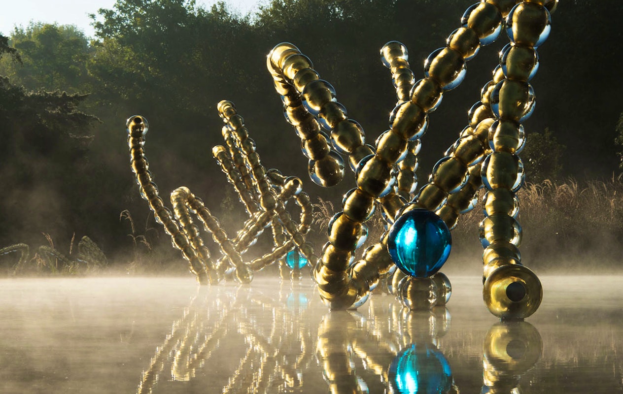 Bewonder 17e eeuwse kunst bij Château de Versailles nabij Parijs