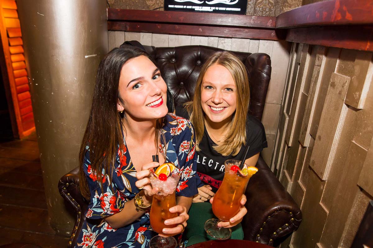 Cocktail + Fingerfood bij Jazzbar Eindhoven