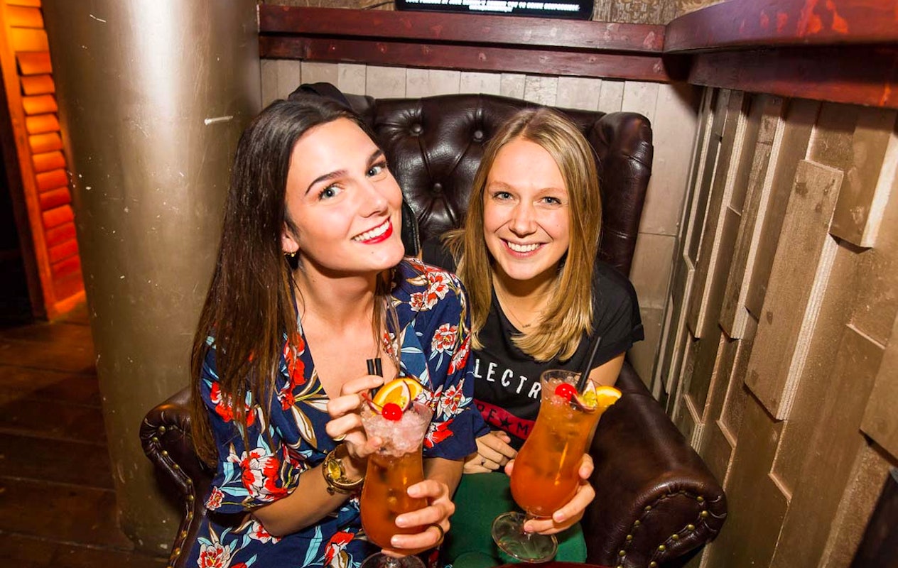 Cocktail + Fingerfood bij Jazzbar Eindhoven