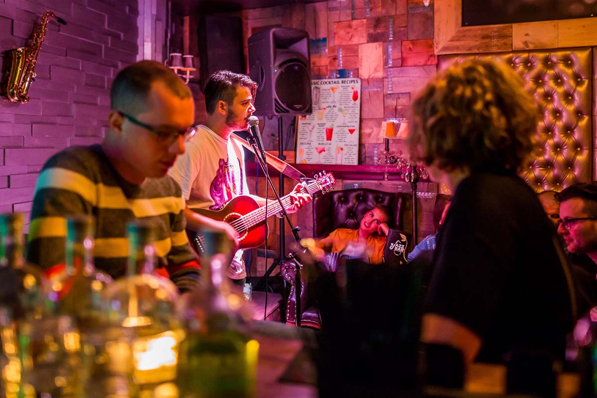 High Wine of High Beer bij Jazzbar Eindhoven