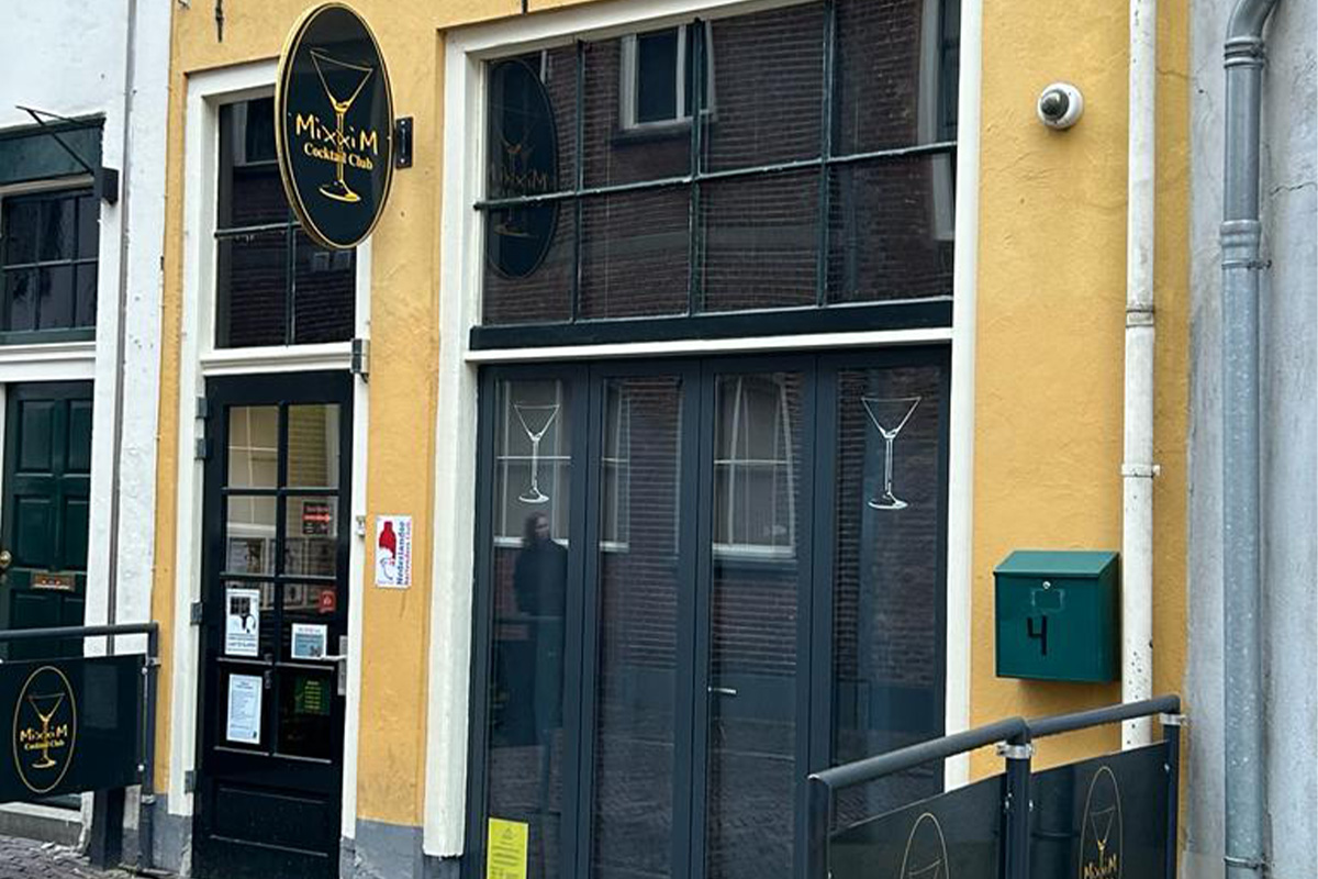 Cocktail of Gin Tonic + bites bij MixxiM