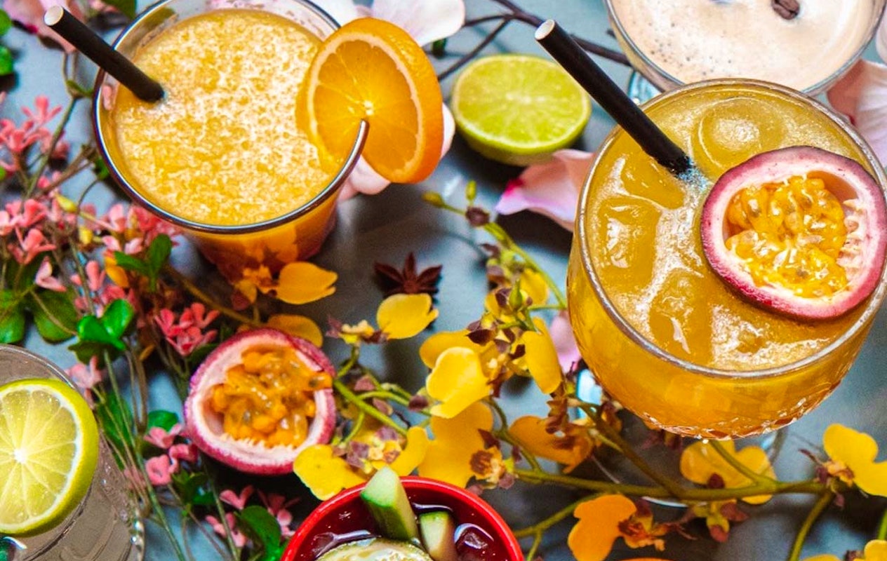 4 cocktails + portie nachos voor 2 personen bij Restaurant Se7en