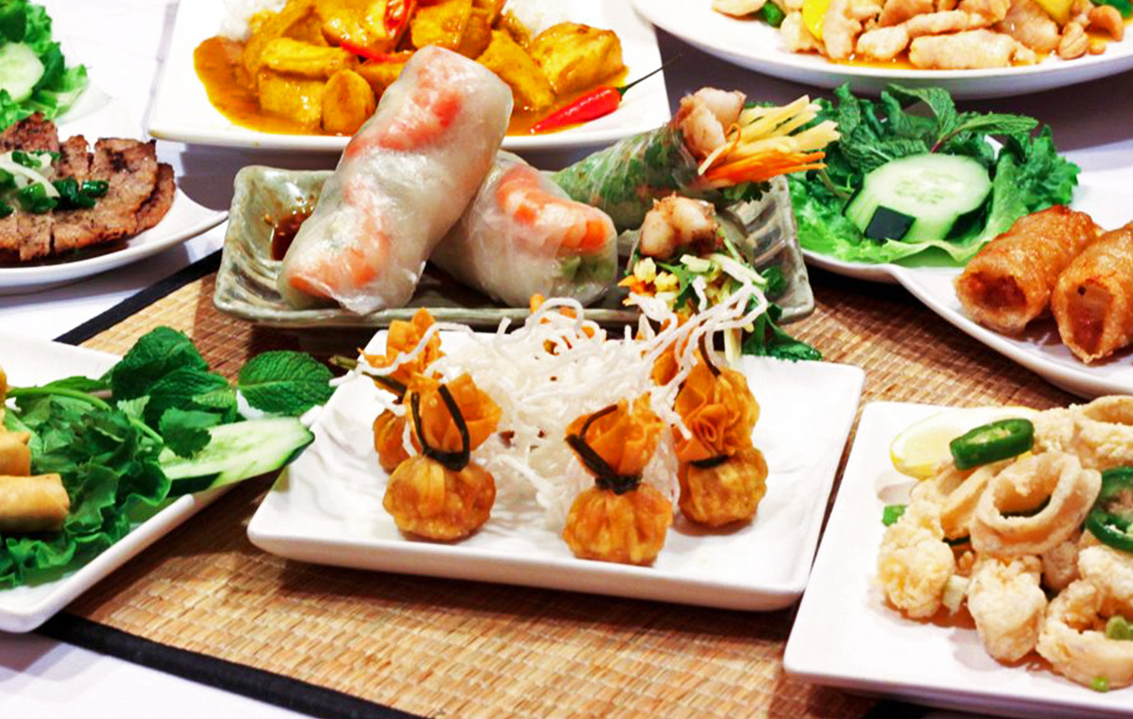 Laat een Vietnamese maaltijd bezorgen of haal deze af bij Coco Saigon