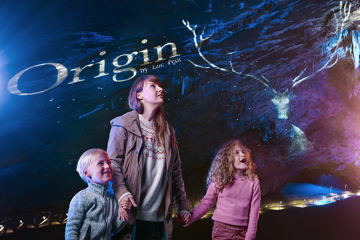 Découvrez les Grottes de Han et le parc animalier en Belgique