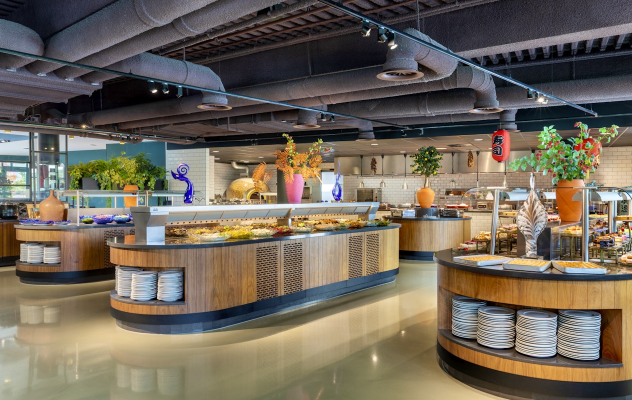 All you can eat & drink bij Corendon Village Hotel