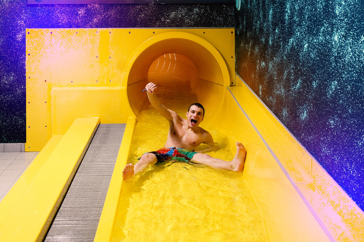 Dagentree water- en glijbanenpark + sauna bij AquaMagis