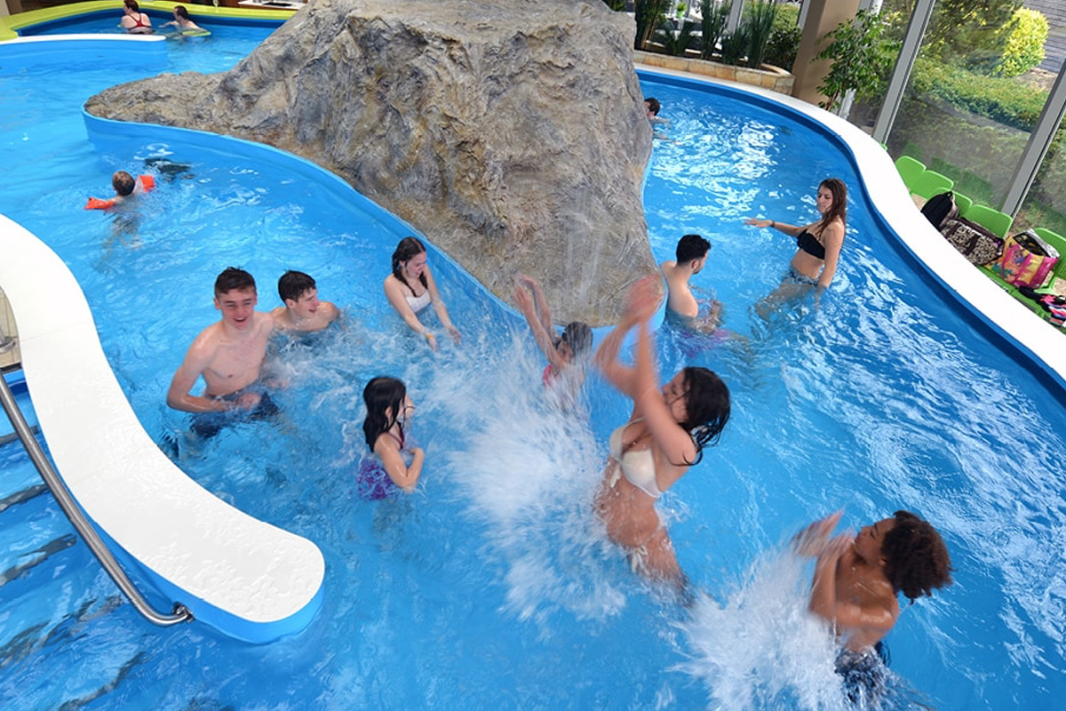 Dagentree water- en glijbanenpark + sauna bij AquaMagis