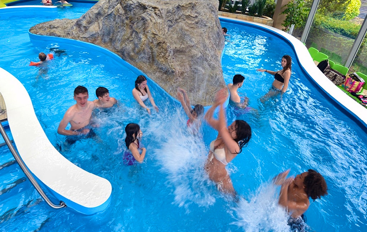 Dagentree water- en glijbanenpark + sauna bij AquaMagis