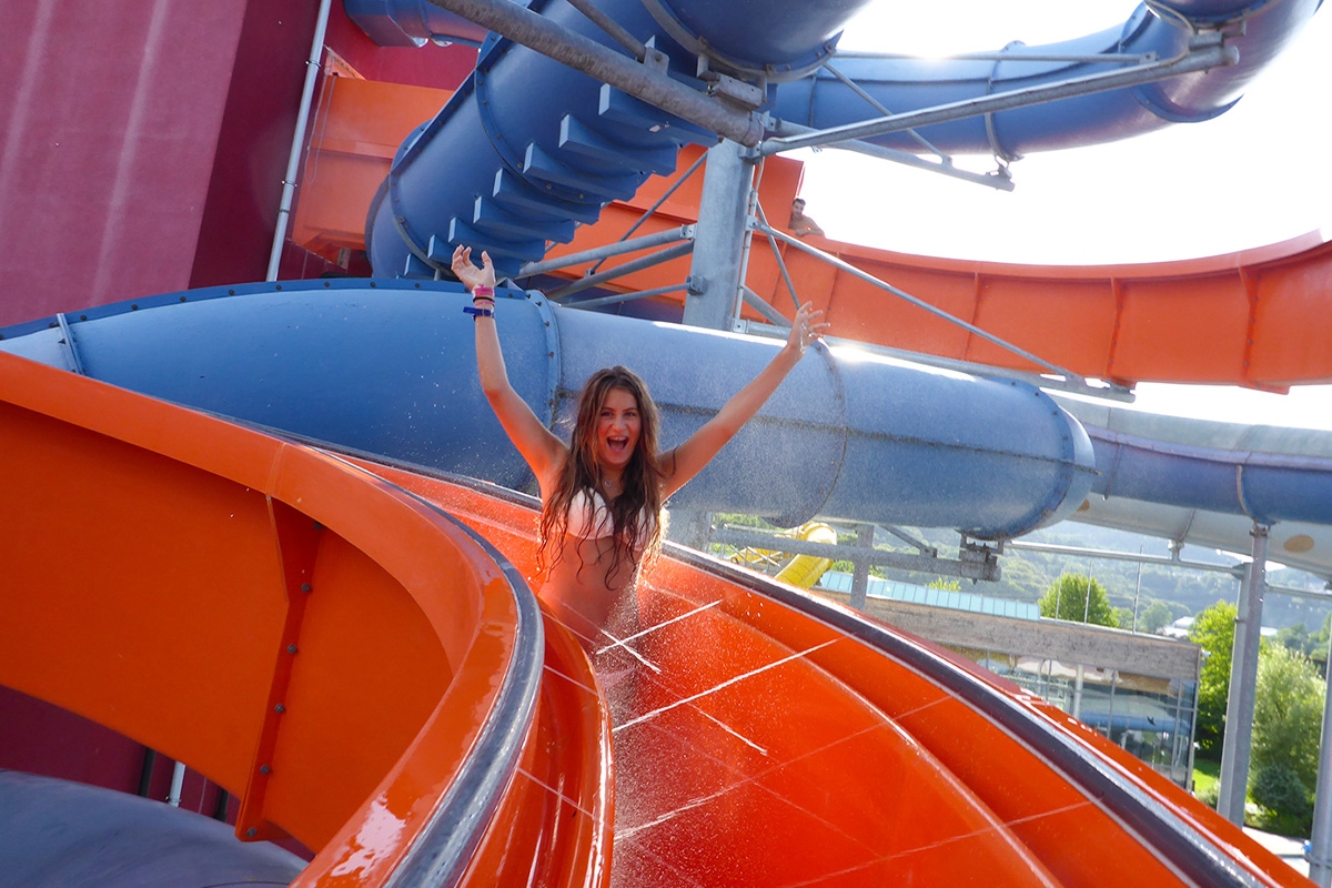 Dagentree water- en glijbanenpark + sauna bij AquaMagis