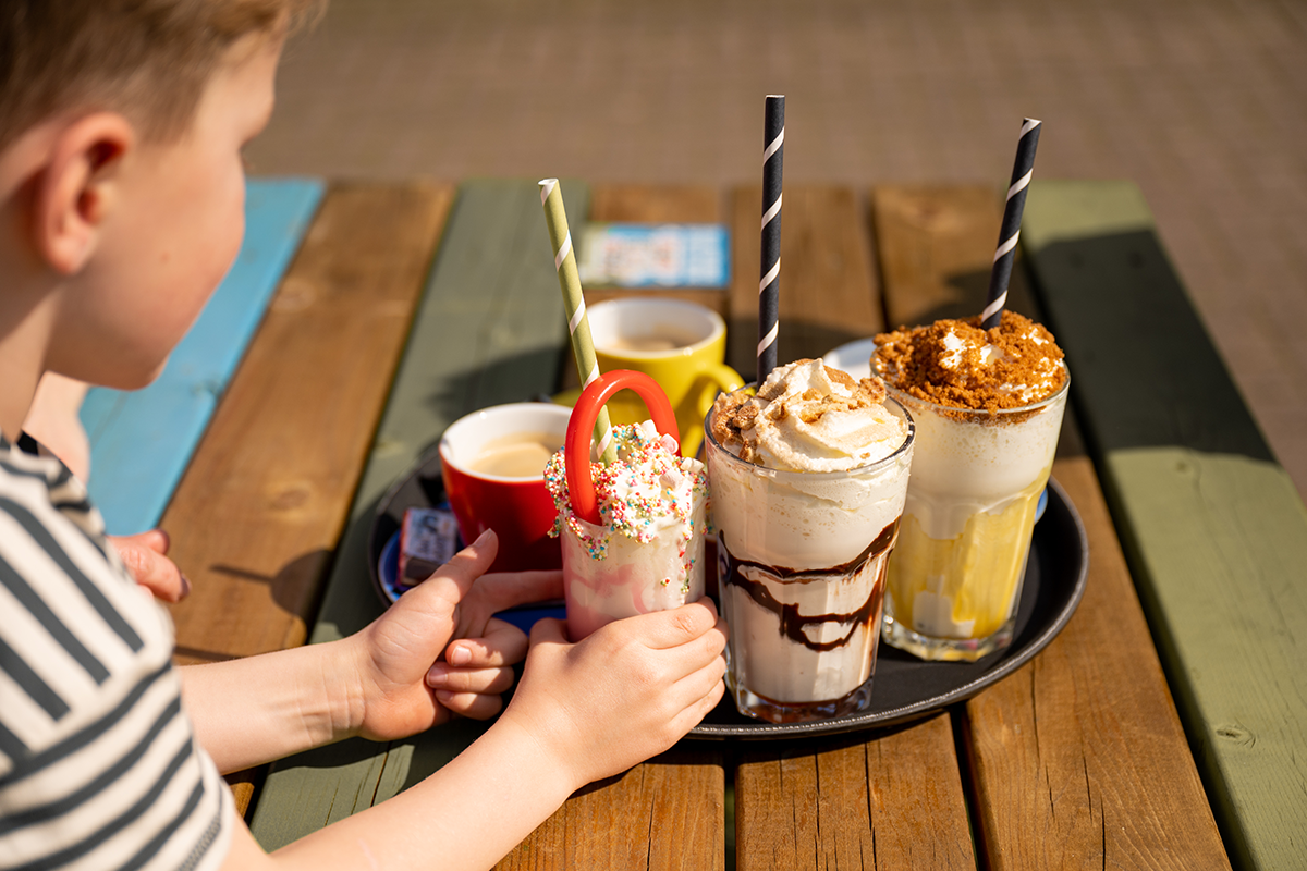 All-in entreeticket De Flierefluiter + Flierefluiter beker