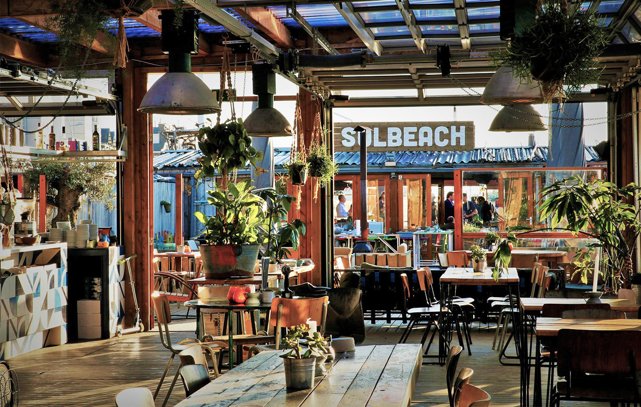 Heerlijk dineren met een hoofdgerecht naar keuze bij Solbeach Scheveningen