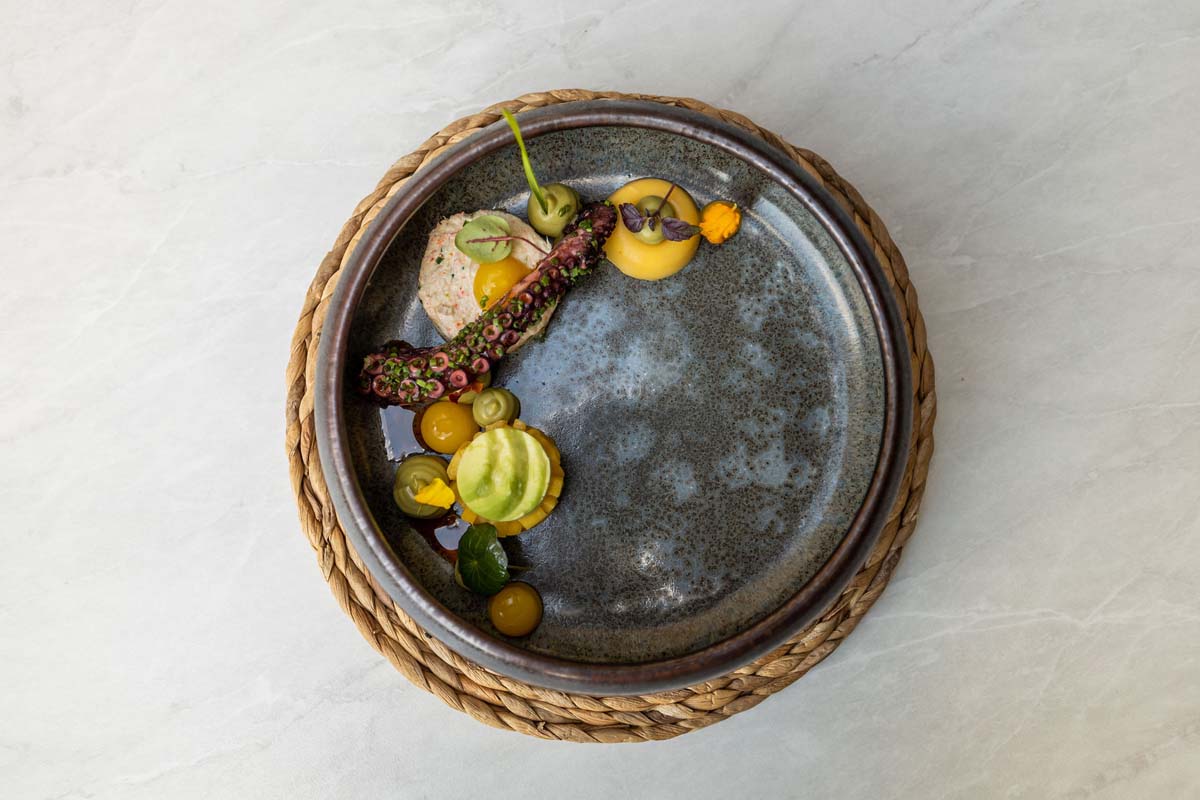 Twee gerechten + side naar keuze bij Merlin Seafood Bar