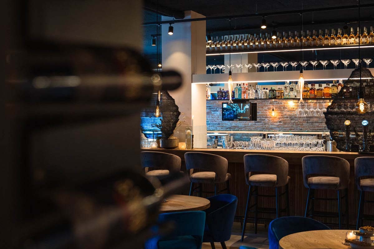 Twee gerechten + side naar keuze bij Merlin Seafood Bar