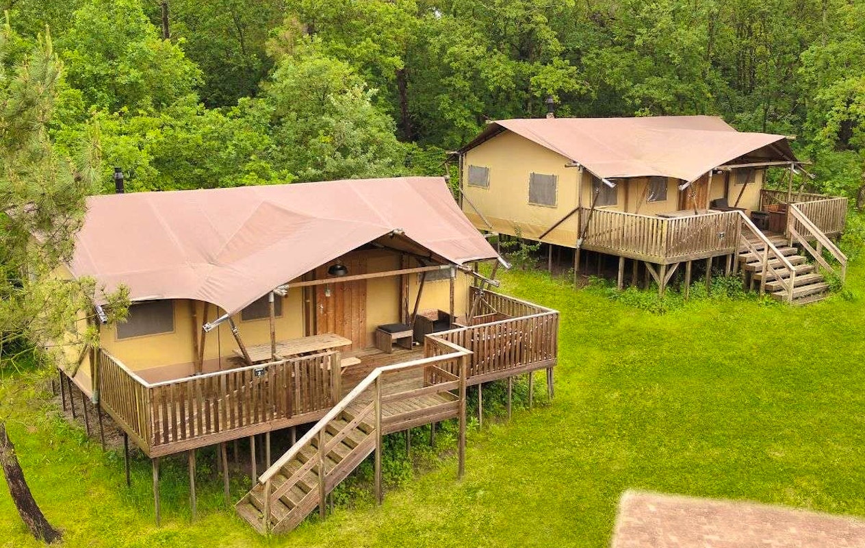 Verblijf in een 4-, 6- of 8-persoons accommodatie op Duinrell