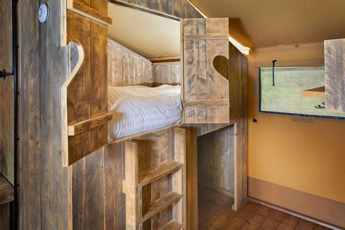 Verblijf in een 6- of 8-persoons Luxe Lodgetent op Duinrell