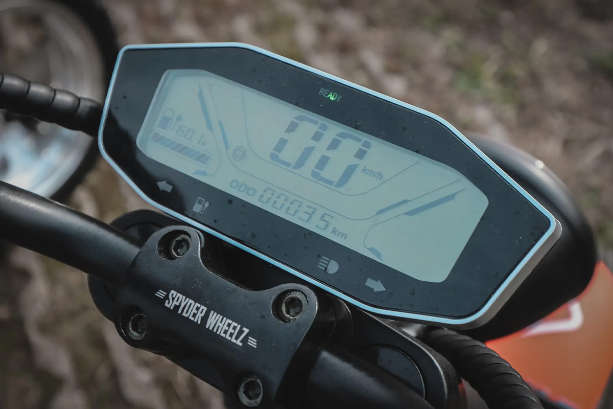 Huur 1, 2 of 3 uur een E-Chopper bij E-chopper Deventer